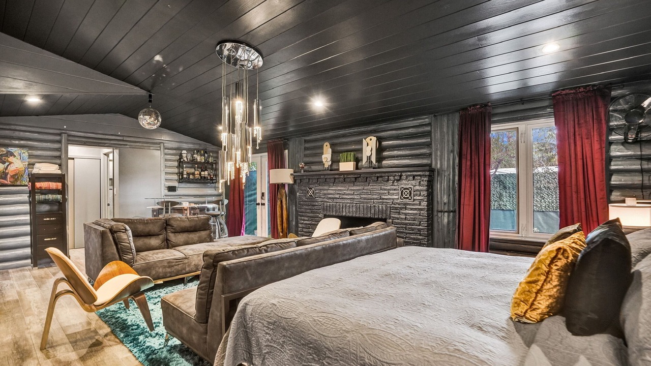 Photo of Bedroom in Wilton Manors