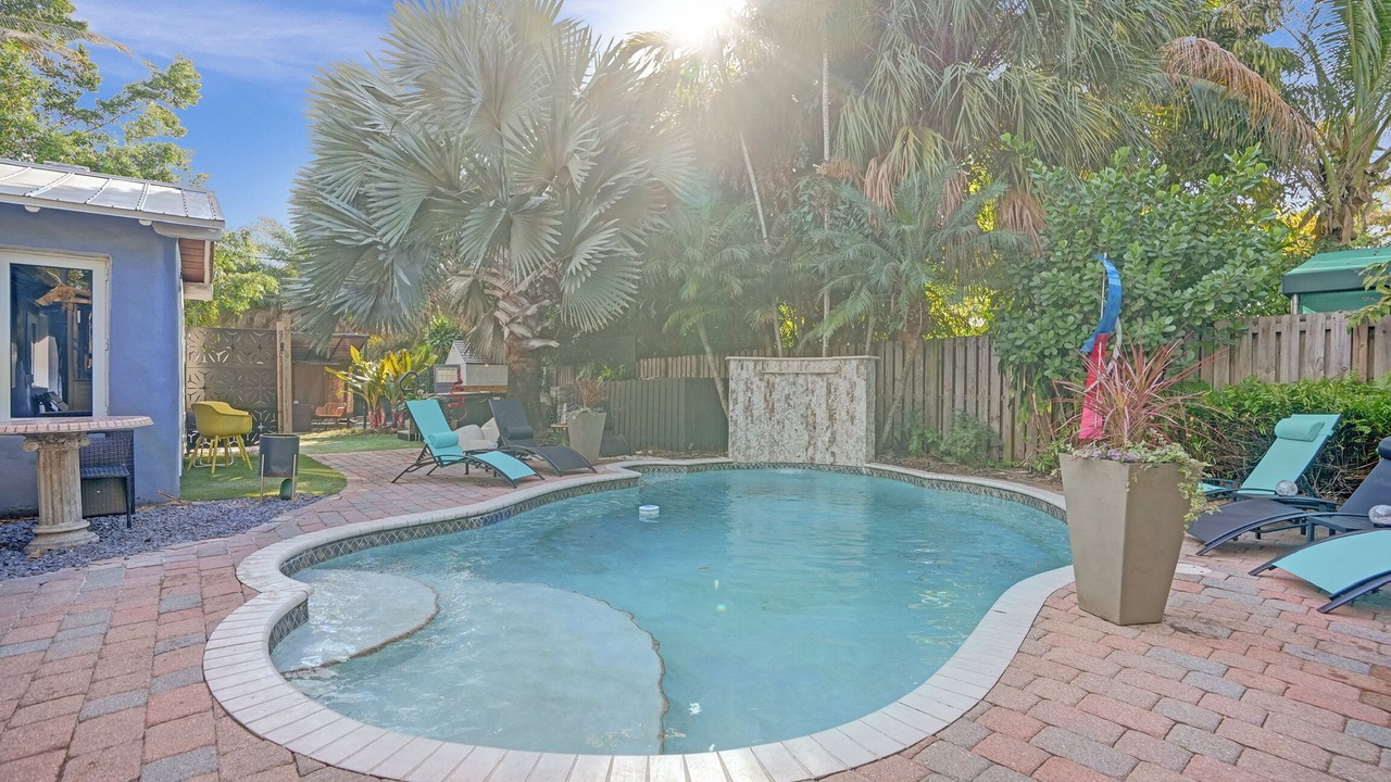 Photo of Outdoor in Wilton Manors