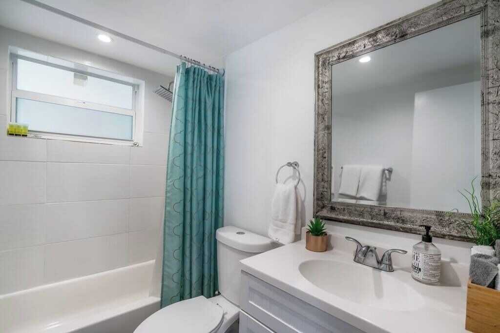 Photo of Bathroom in North Miami