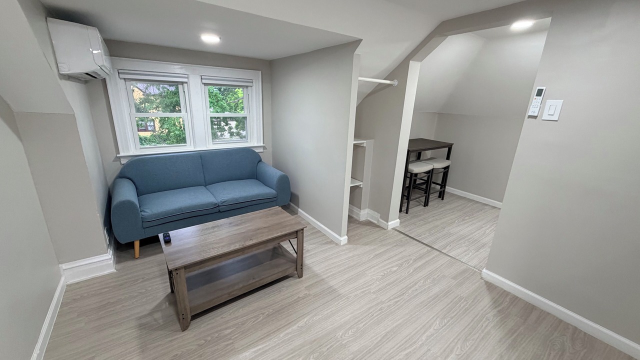 Photo of Livingroom in New Rochelle