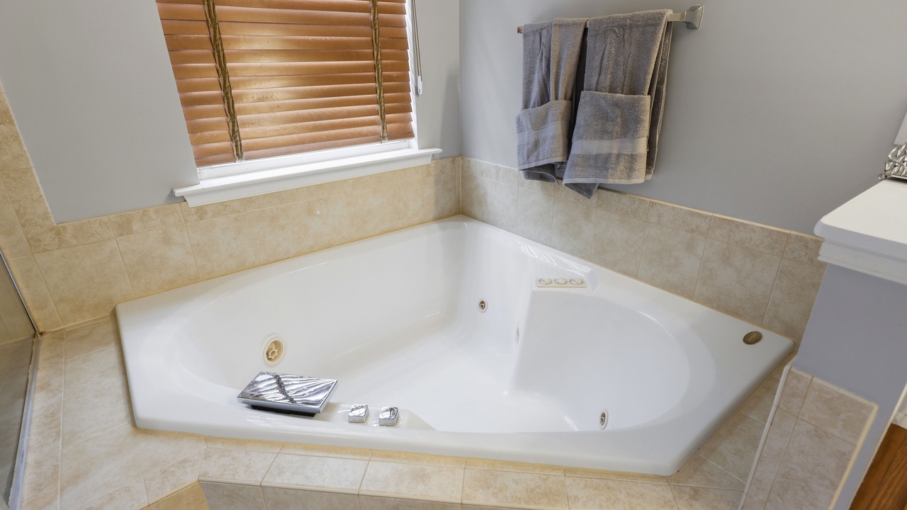 Photo of Bathroom in Woodbridge
