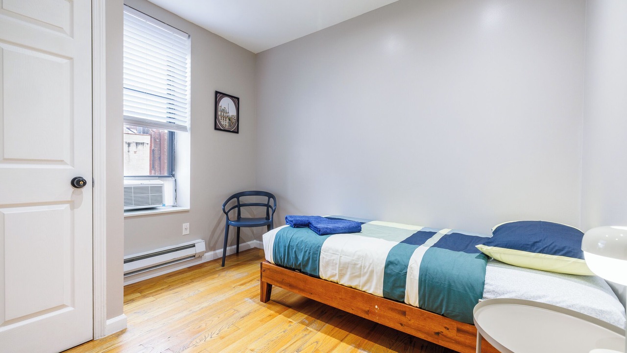 Photo of Bedroom in Manhattan Valley