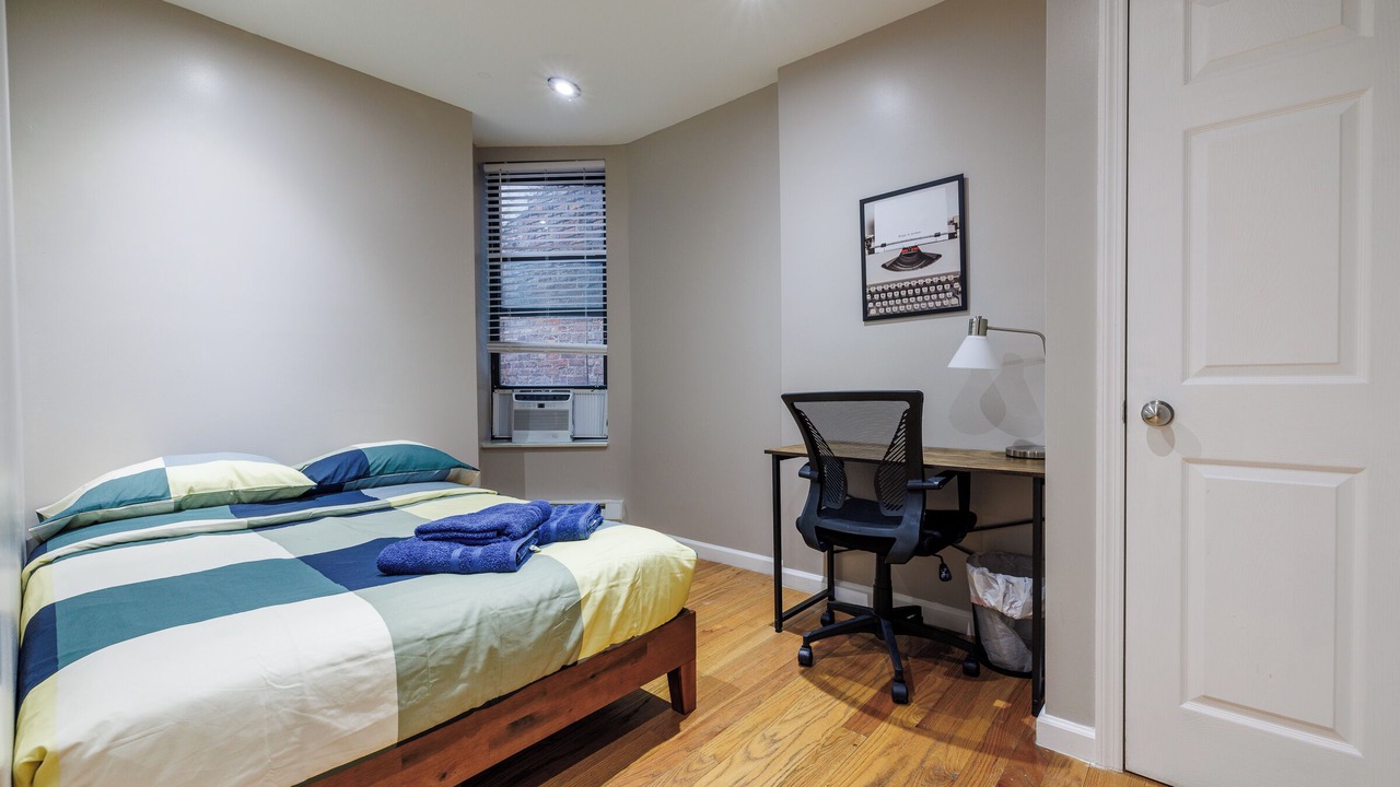 Photo of Bedroom in Manhattan Valley