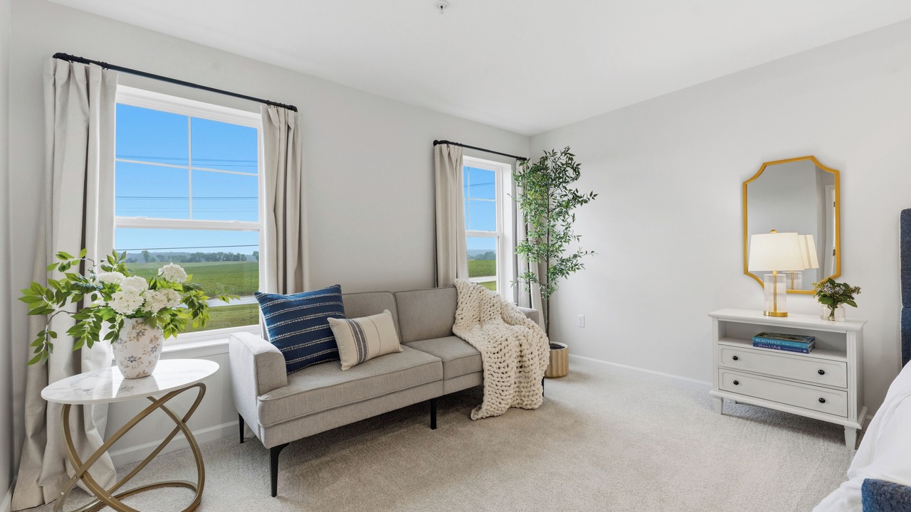 Photo of Livingroom in State College