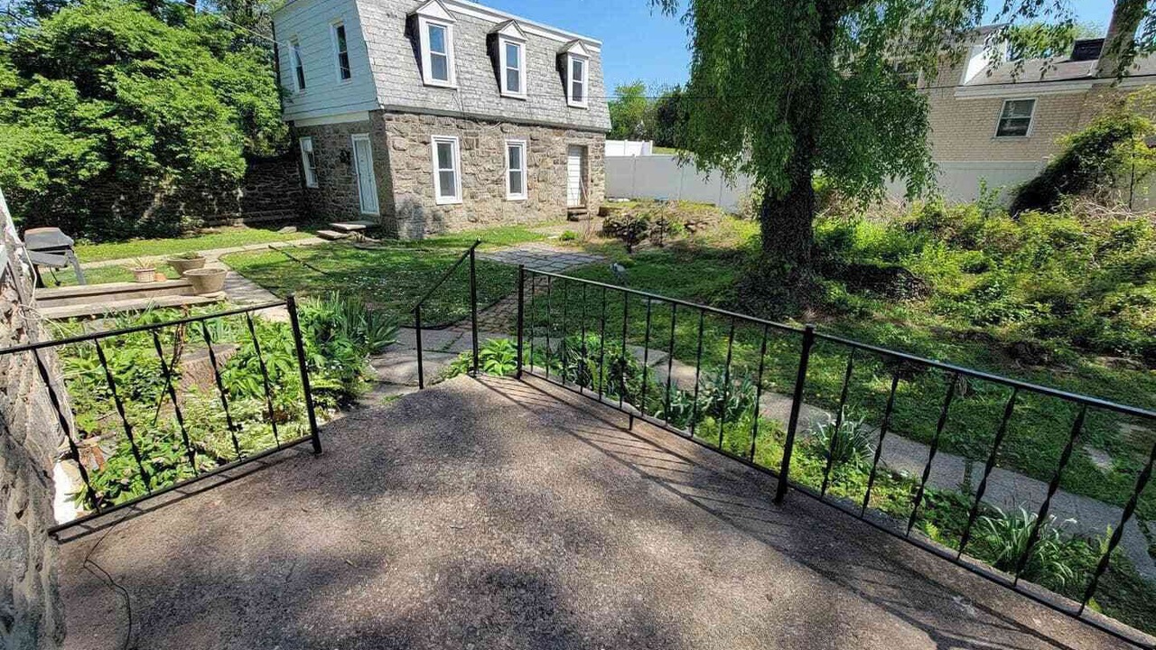 Photo of Patio Balcony in Elkins Park