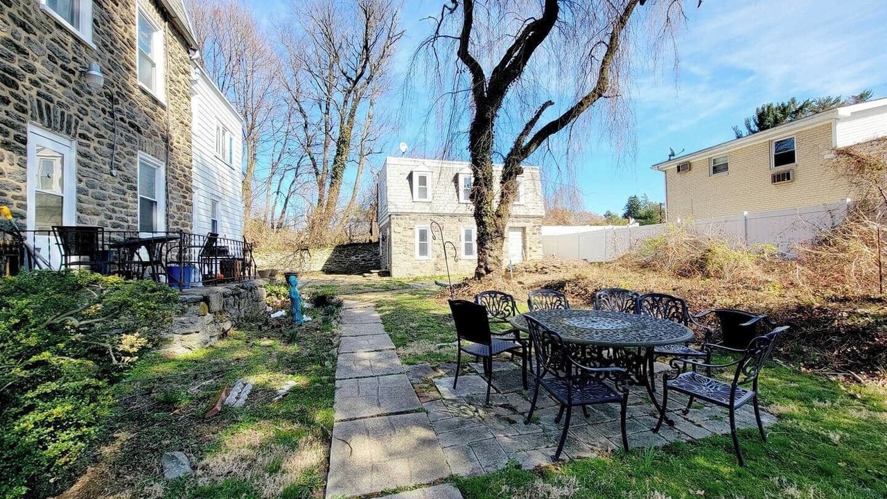 Photo of Outdoor in Elkins Park