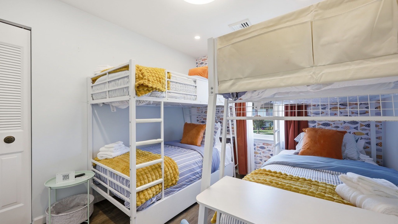 Photo of Bedroom in Town Bank