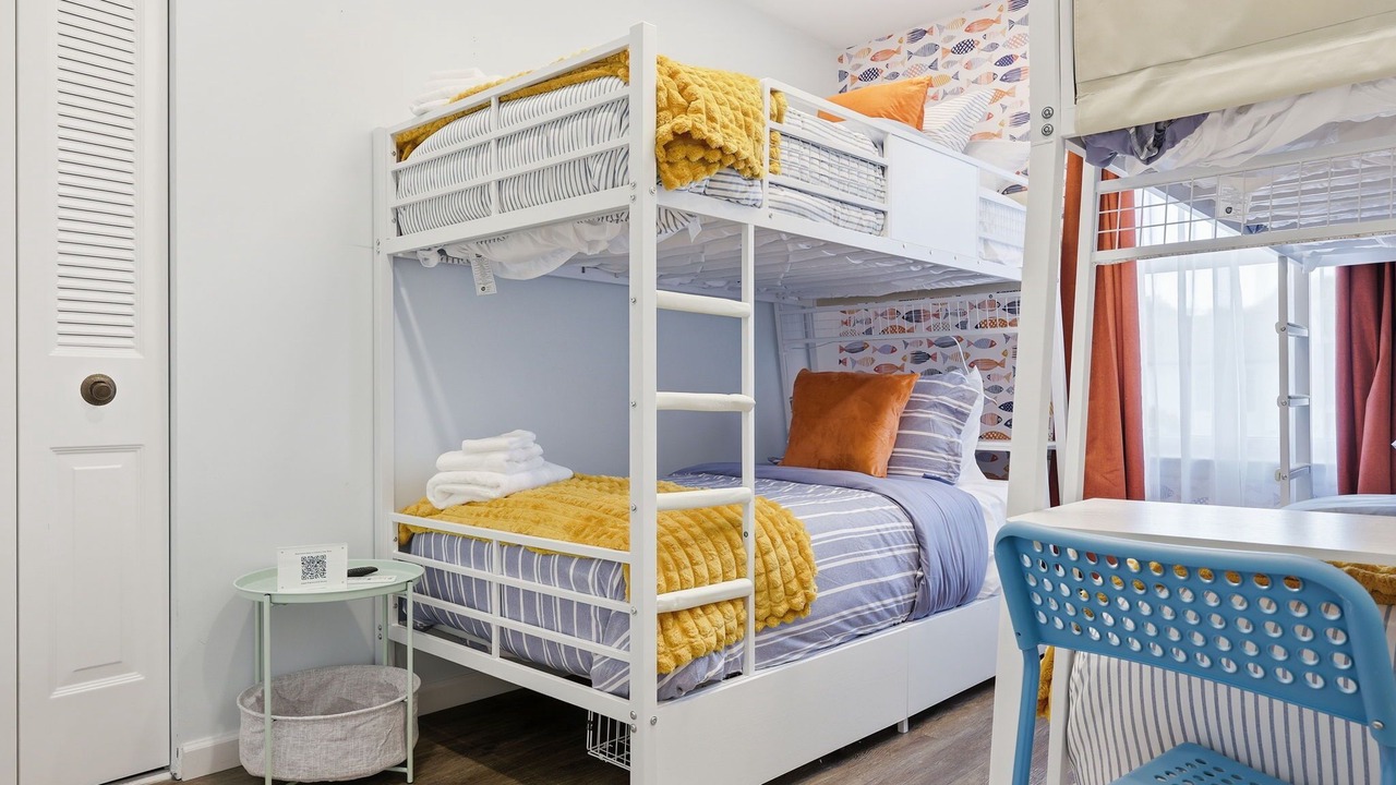 Photo of Bedroom in Town Bank