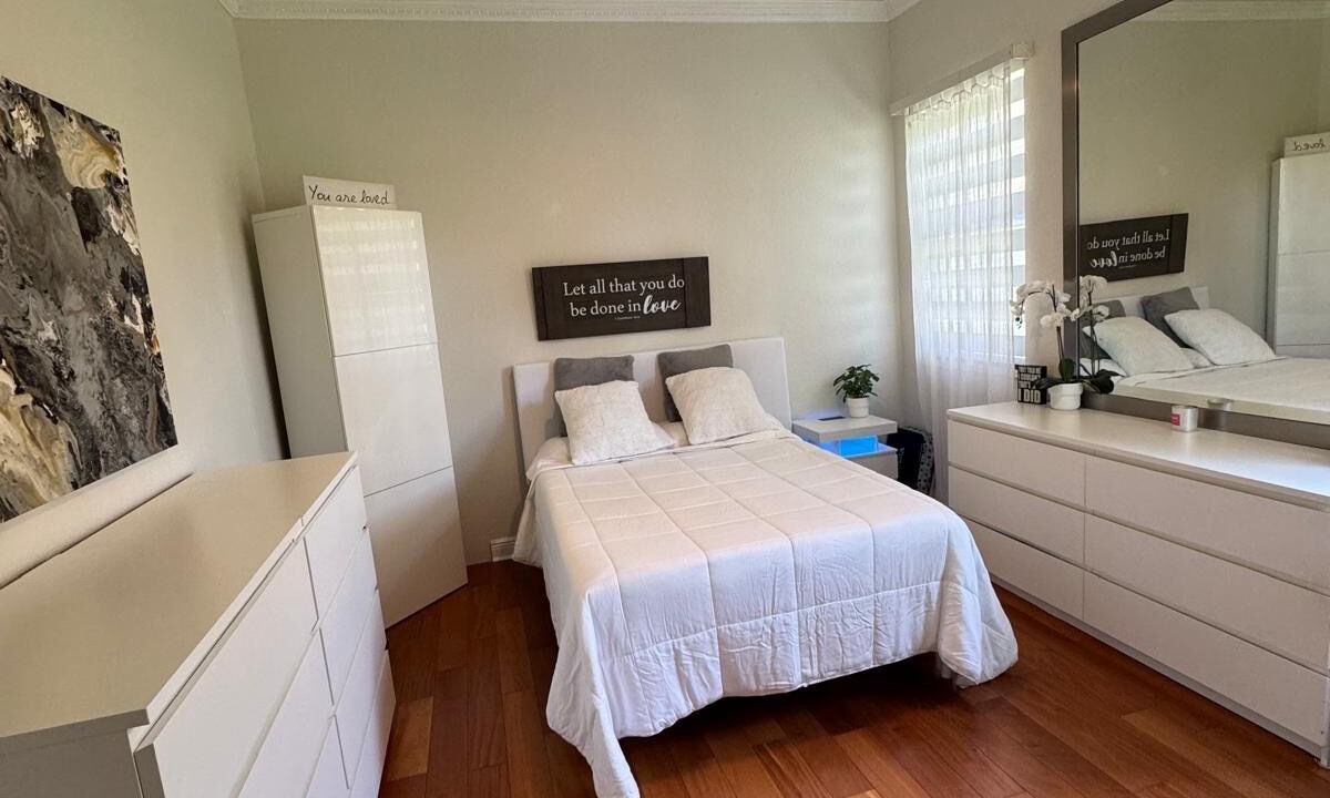 Photo of Bedroom in Davie