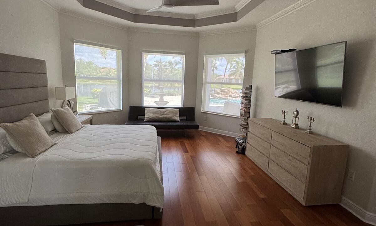 Photo of Bedroom in Davie