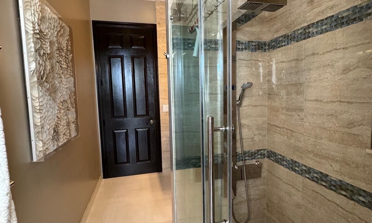 Photo of Bathroom in Davie