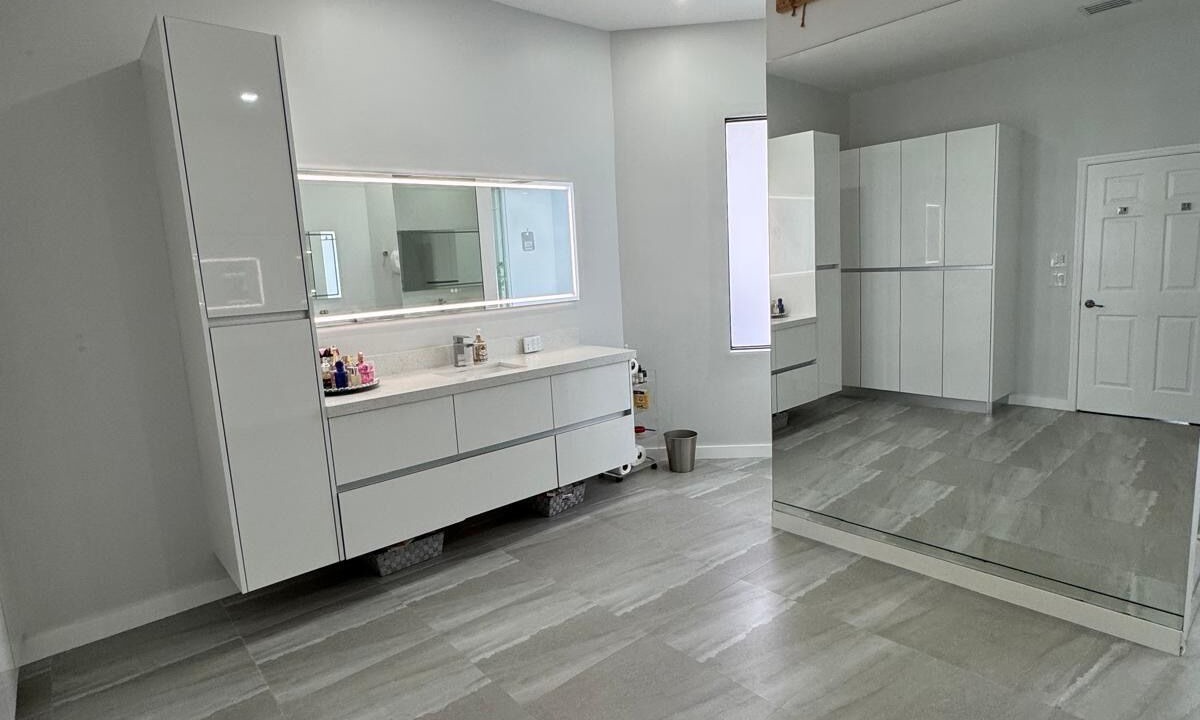 Photo of Bathroom in Davie