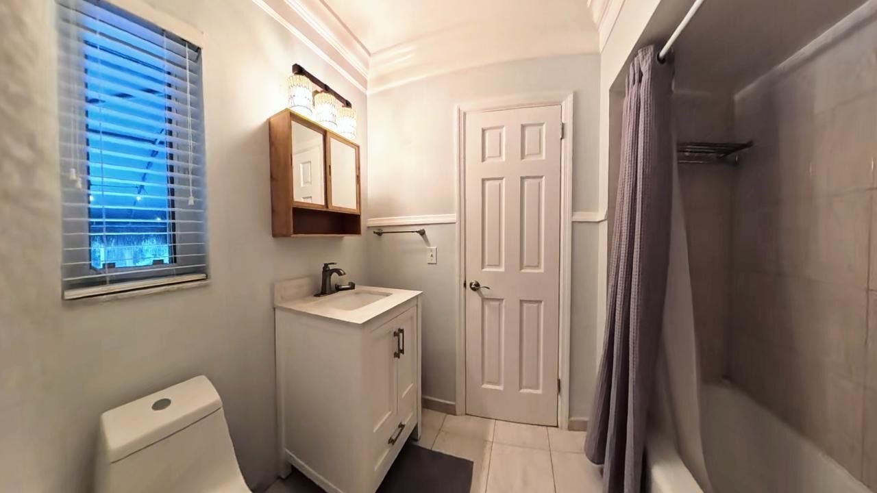 Photo of Bathroom in South Lake