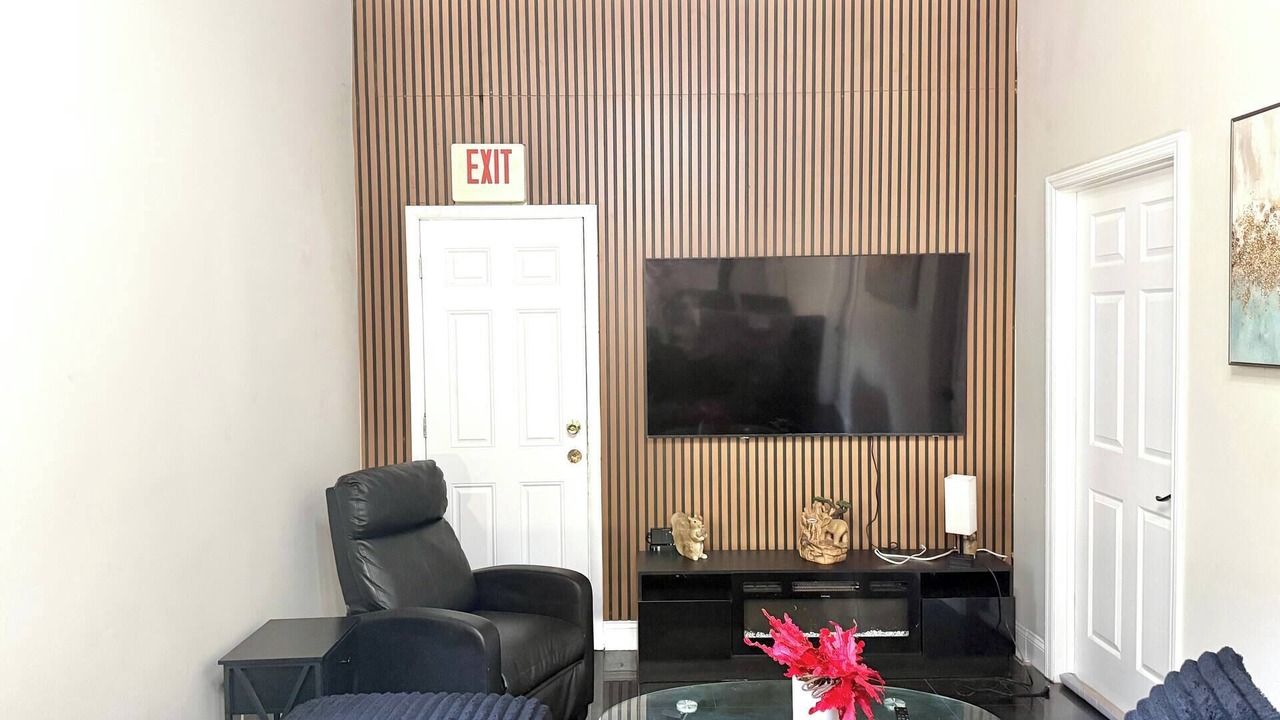 Photo of Livingroom in Guttenberg