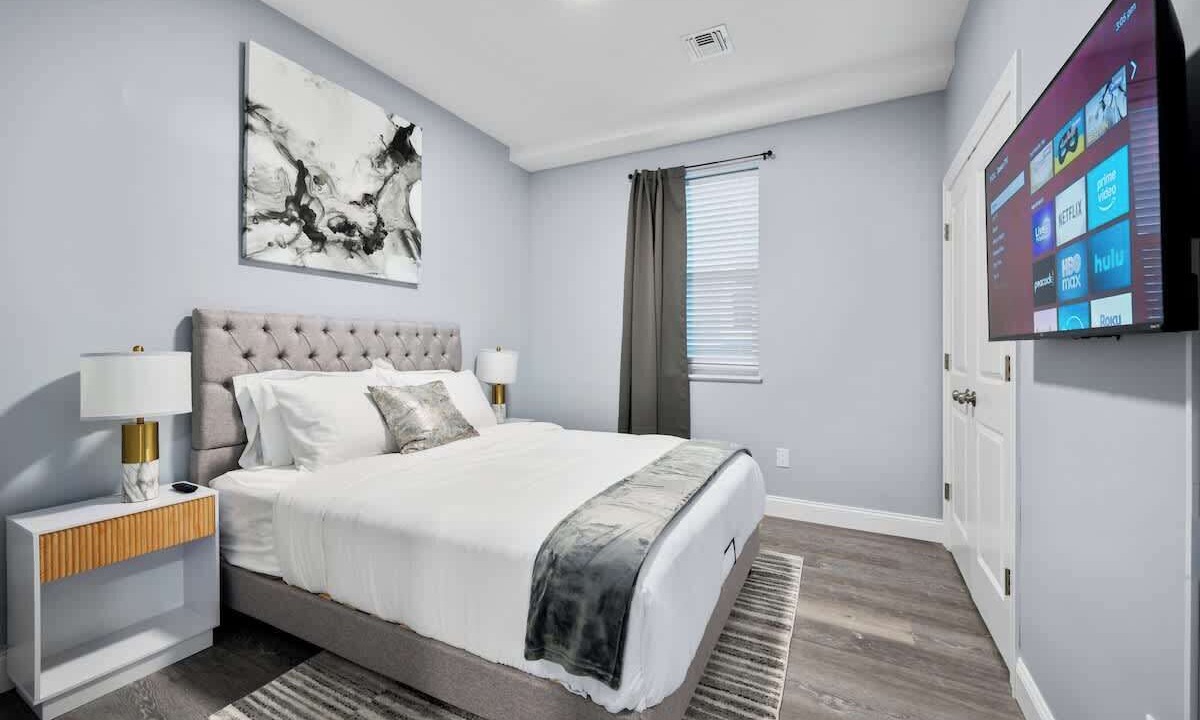 Photo of Bedroom in Forest Hill