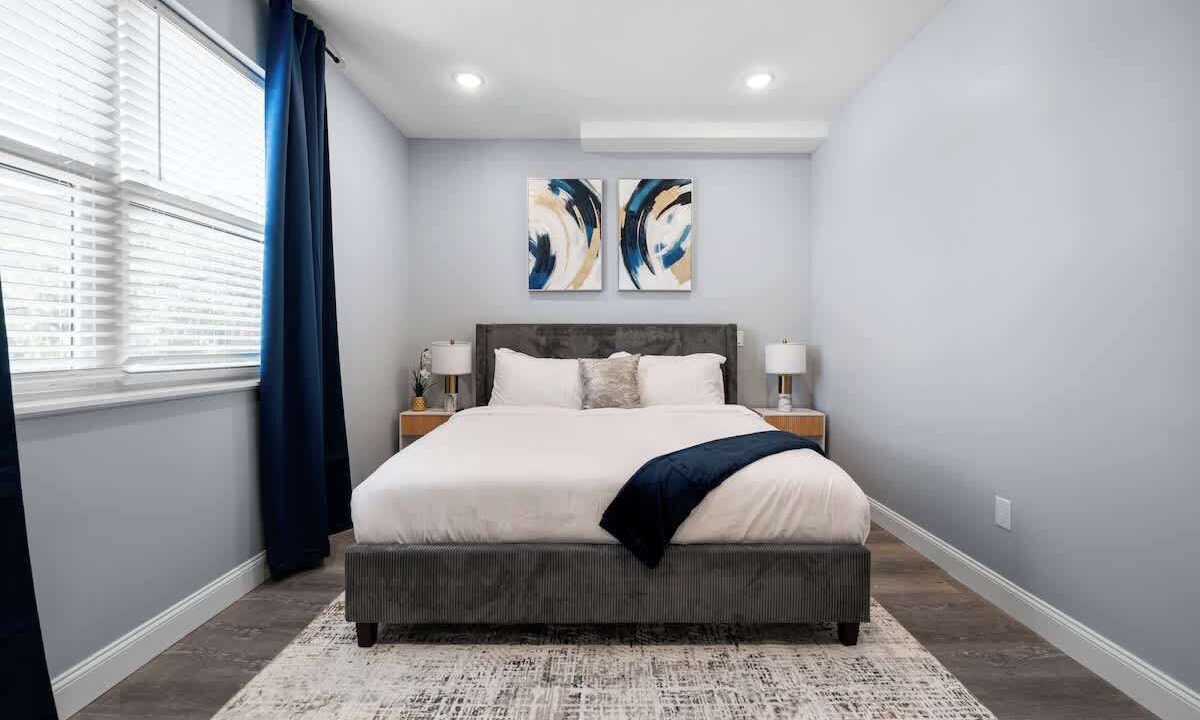 Photo of Bedroom in Forest Hill