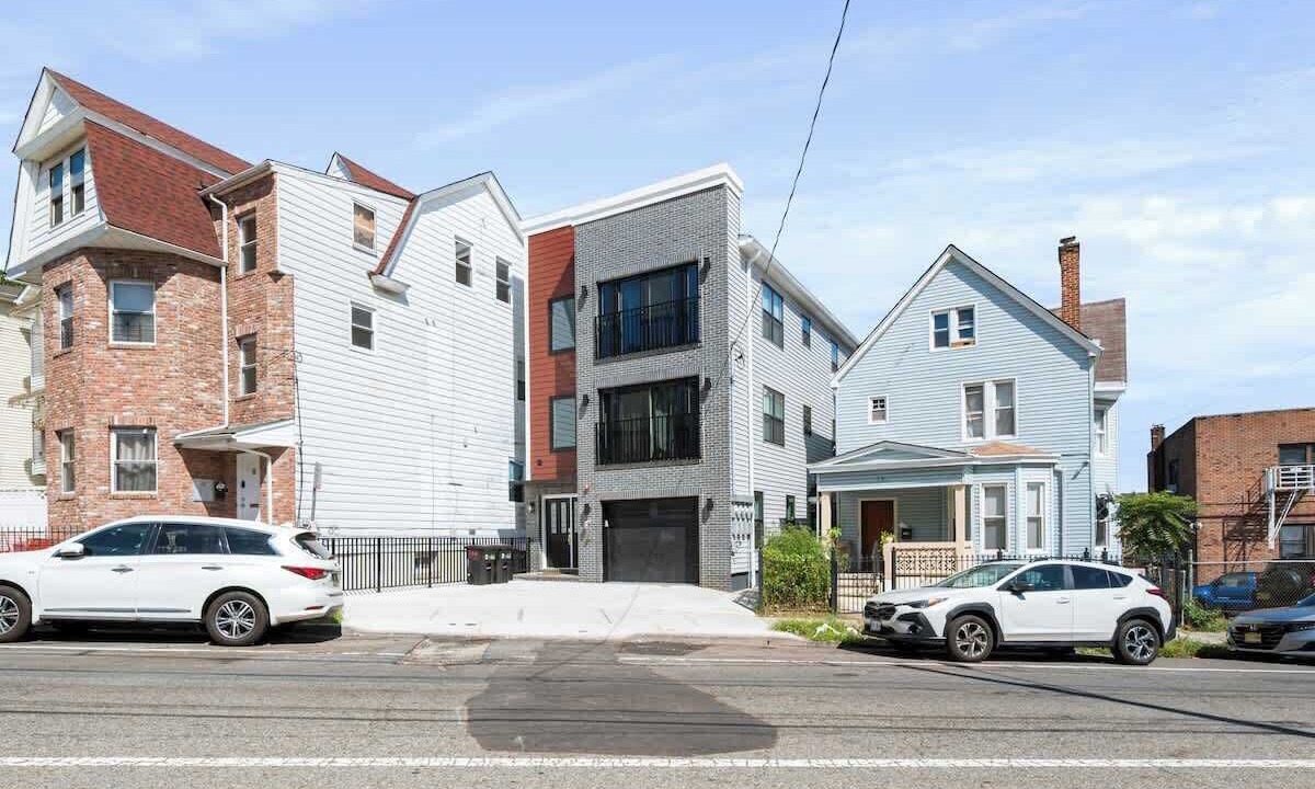 Photo of Outdoor in Forest Hill
