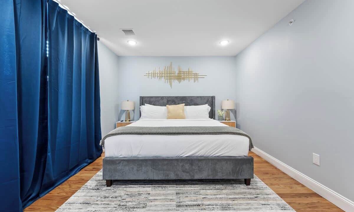 Photo of Bedroom in Forest Hill