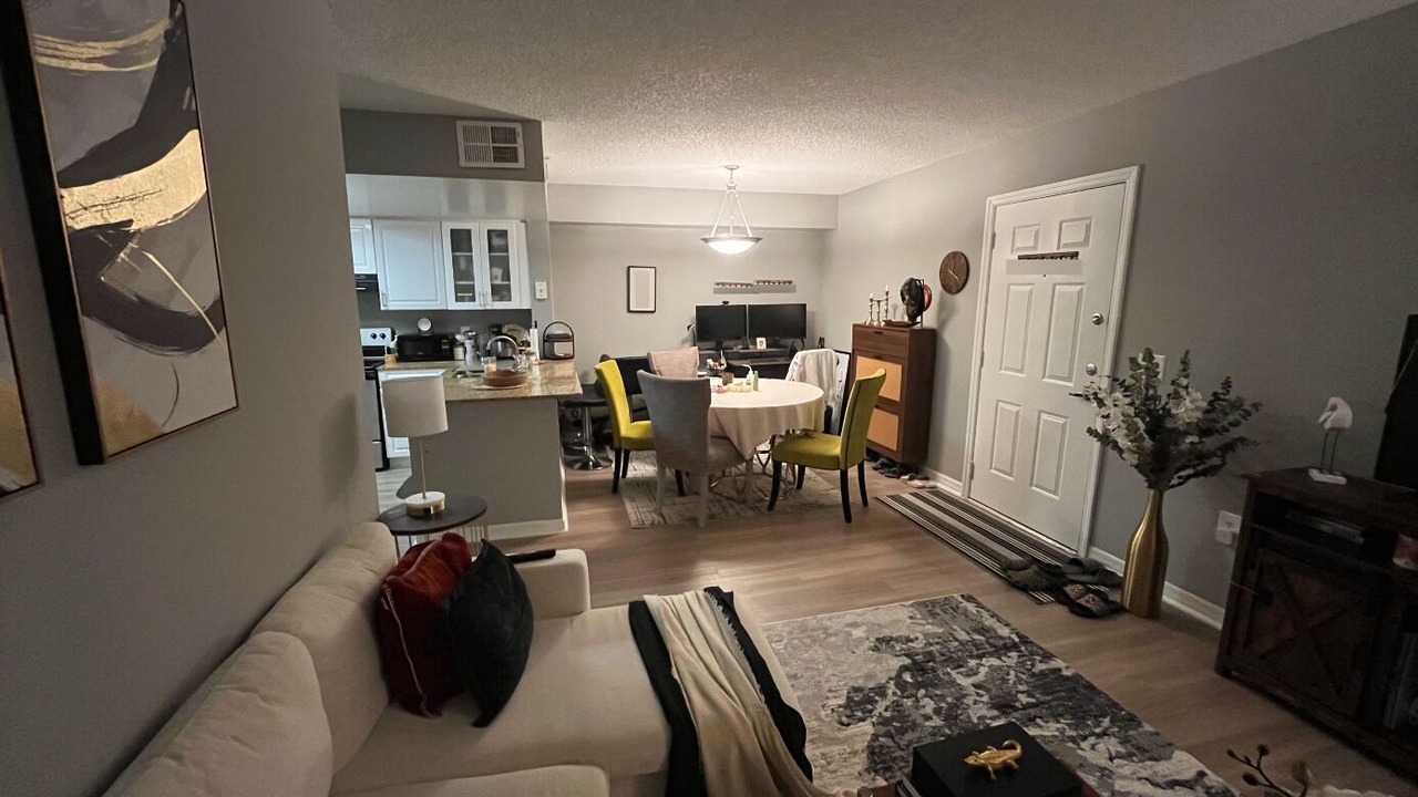 Photo of Livingroom in Davie