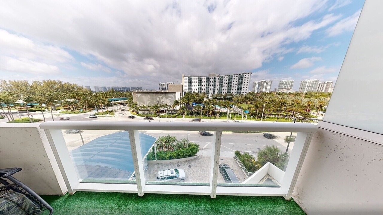 Photo of Outdoor in Sunny Isles Beach