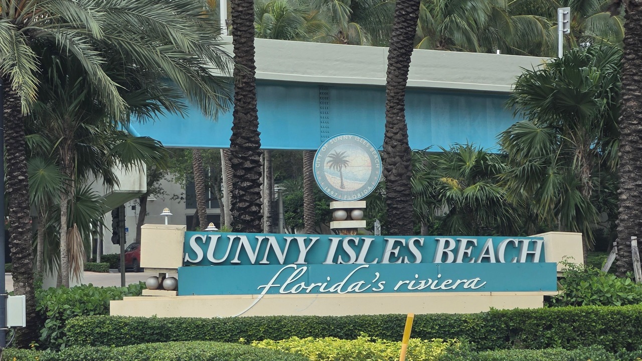 Photo of Others in Sunny Isles Beach