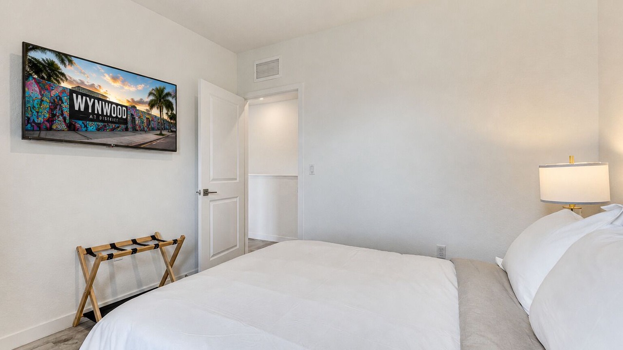 Photo of Bedroom in Miami Gardens