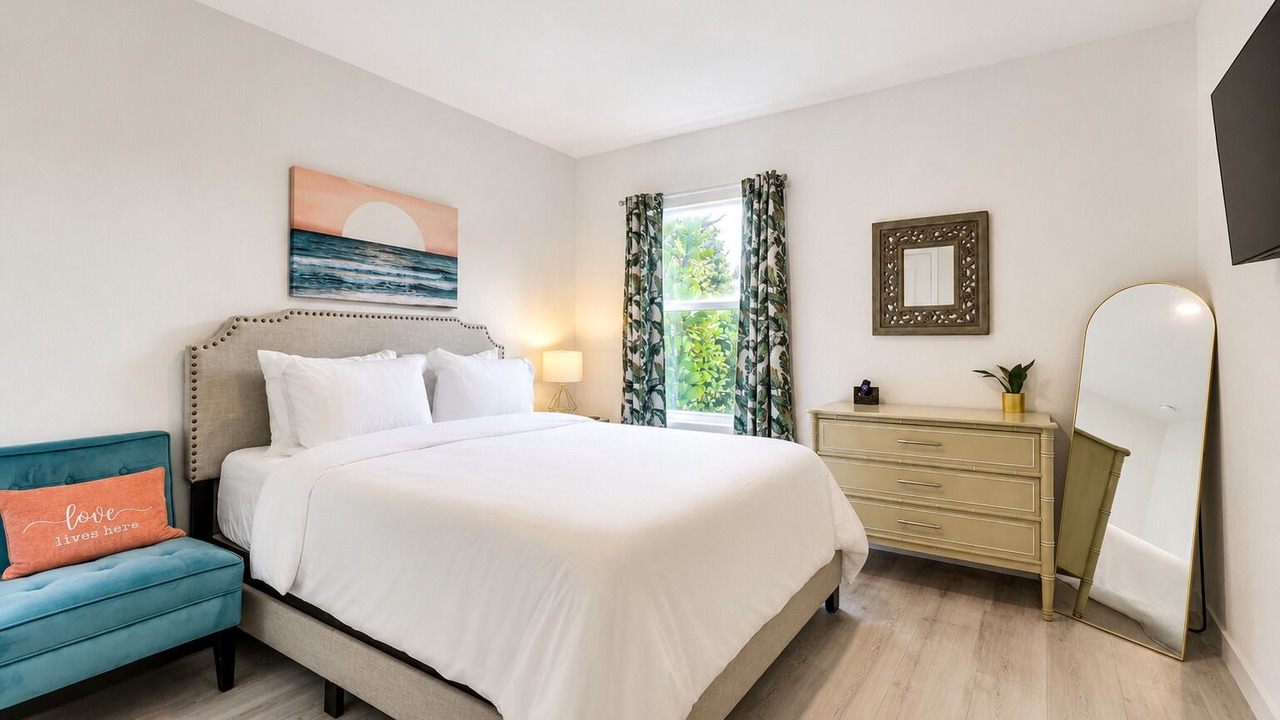 Photo of Bedroom in Miami Gardens