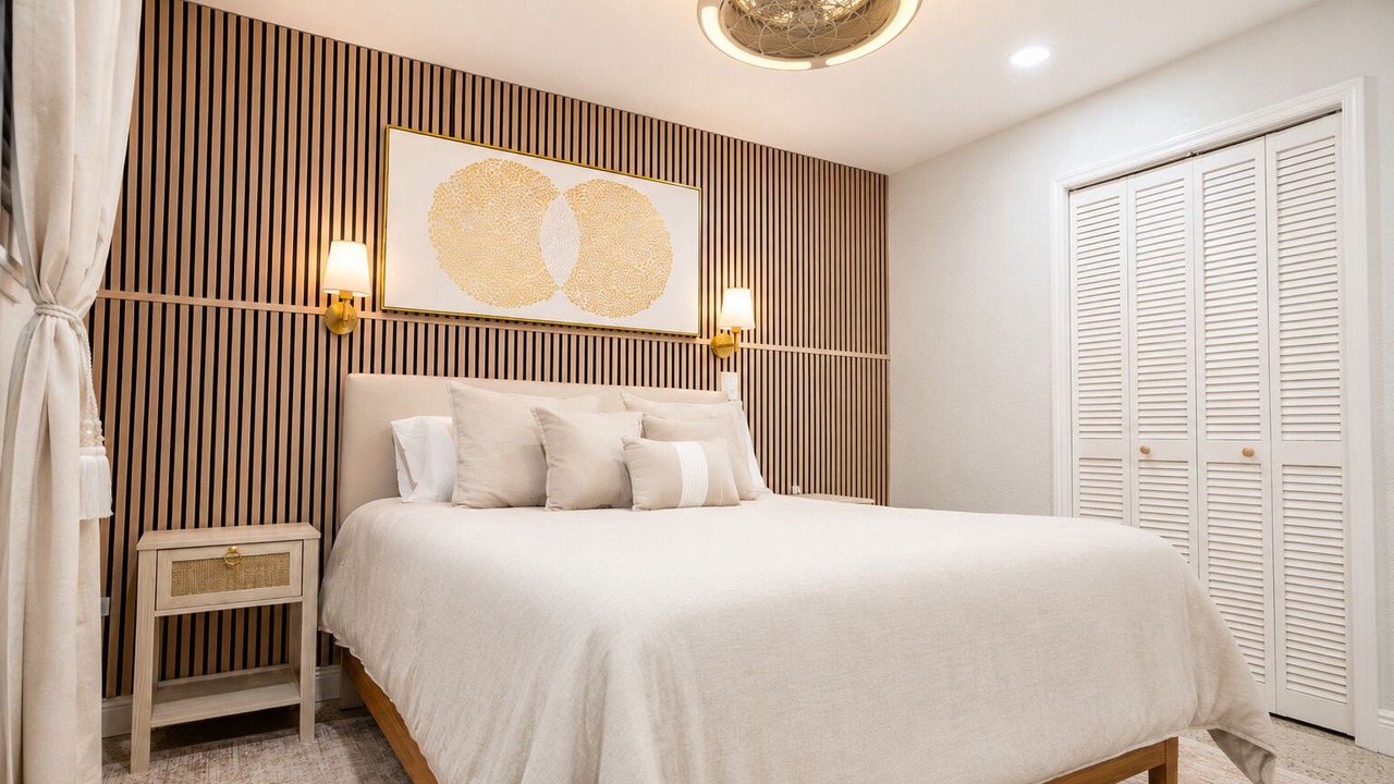 Photo of Bedroom in North Central Hollywood