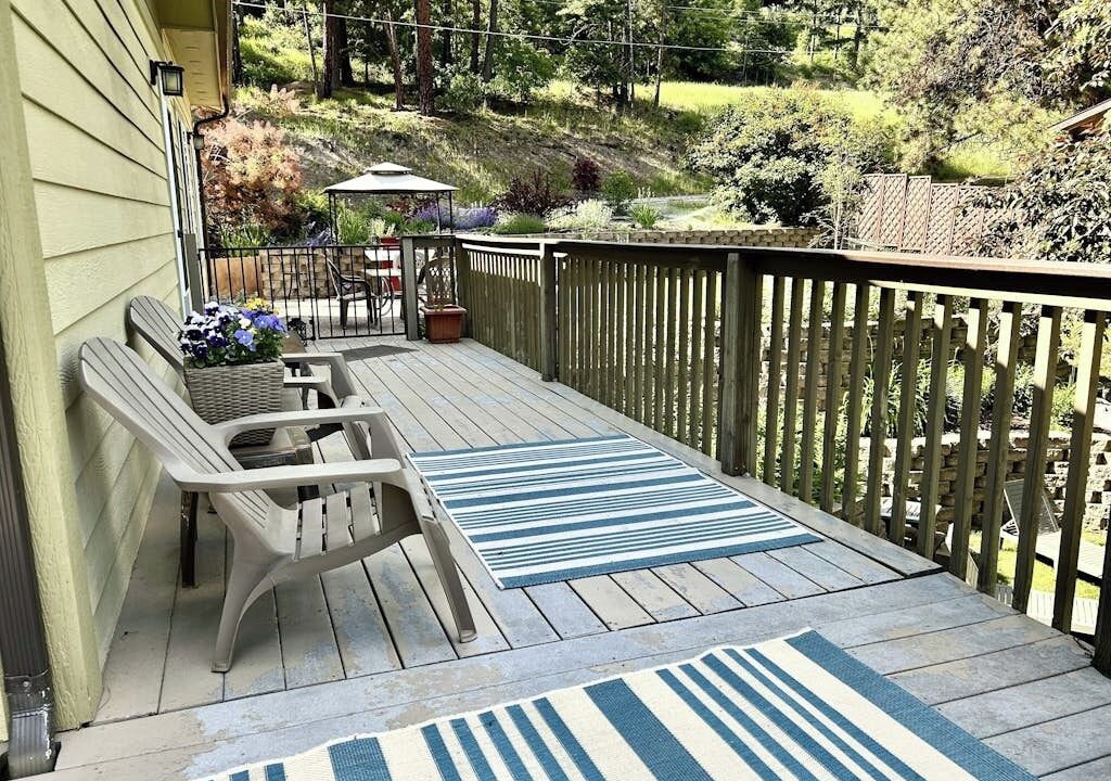Photo of Patio Balcony in Woods Bay