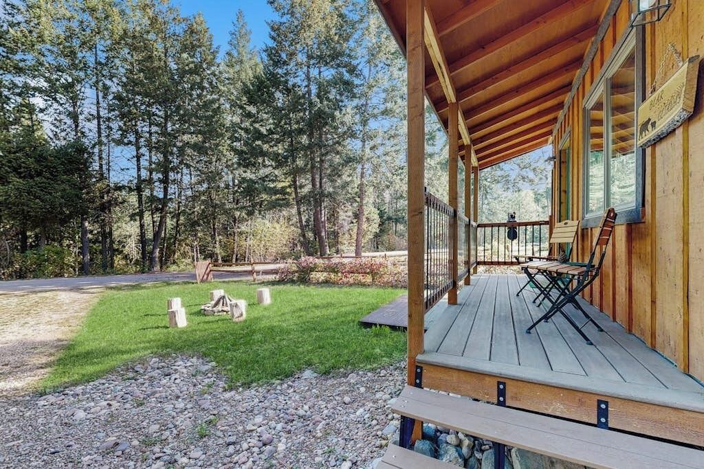 Photo of Patio Balcony in Woods Bay