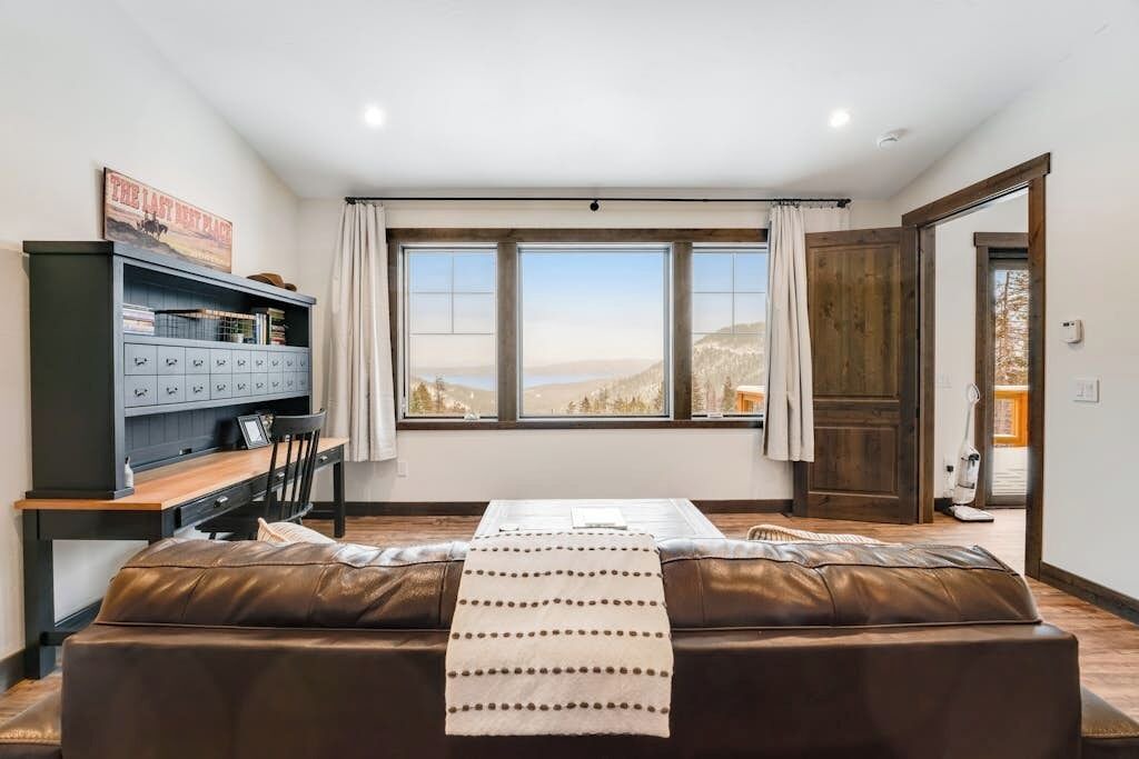 Photo of Livingroom in Somers