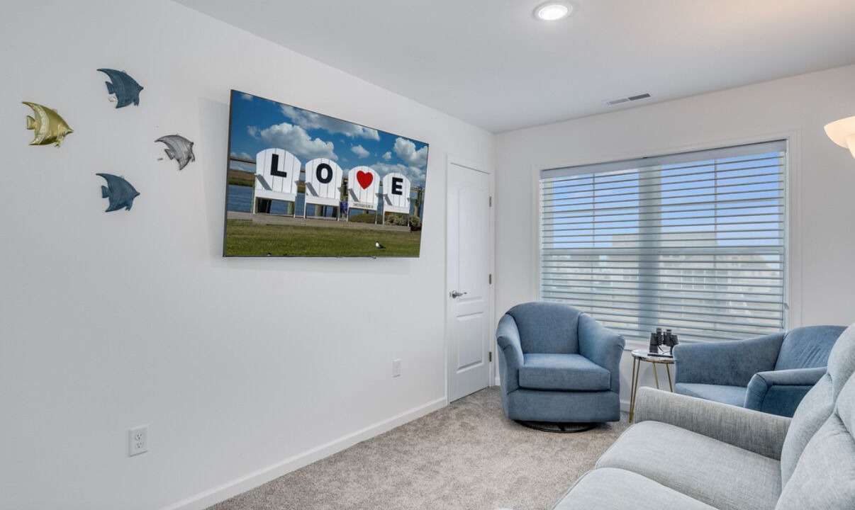 Photo of Livingroom in Captain's Cove