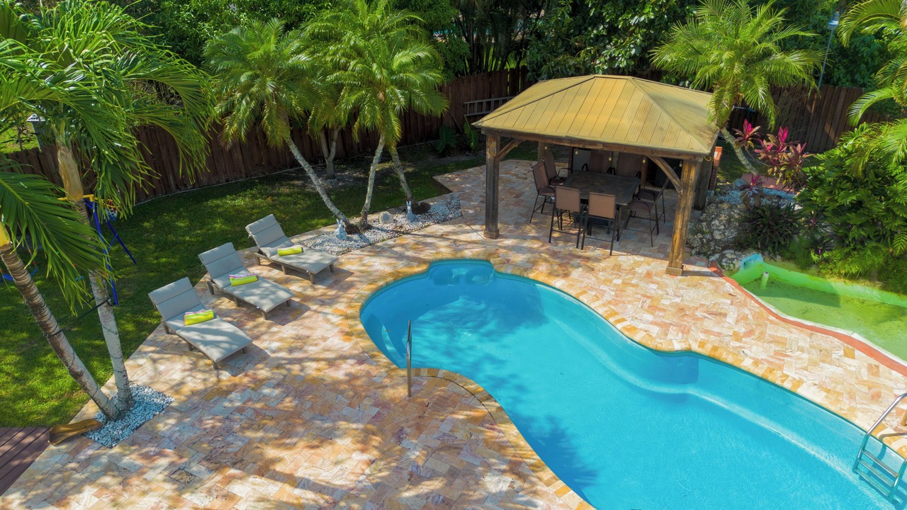 Photo of Outdoor in Weston