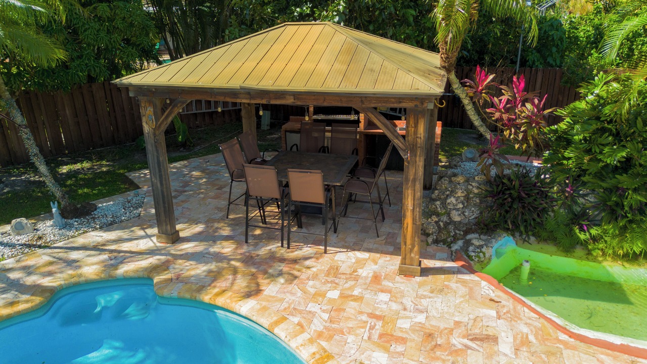 Photo of Outdoor in Weston
