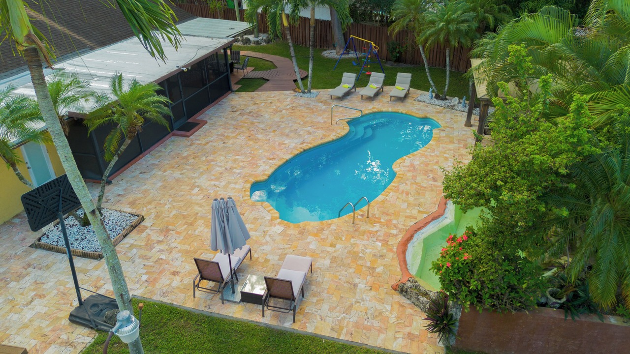 Photo of Outdoor in Weston