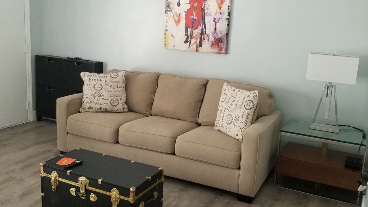 Photo of Livingroom in Surfside