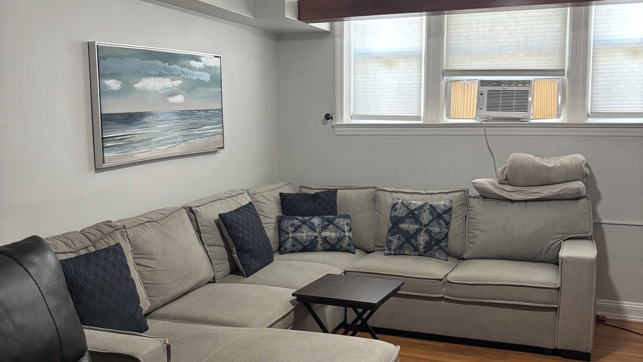 Photo of Livingroom in Rutherford