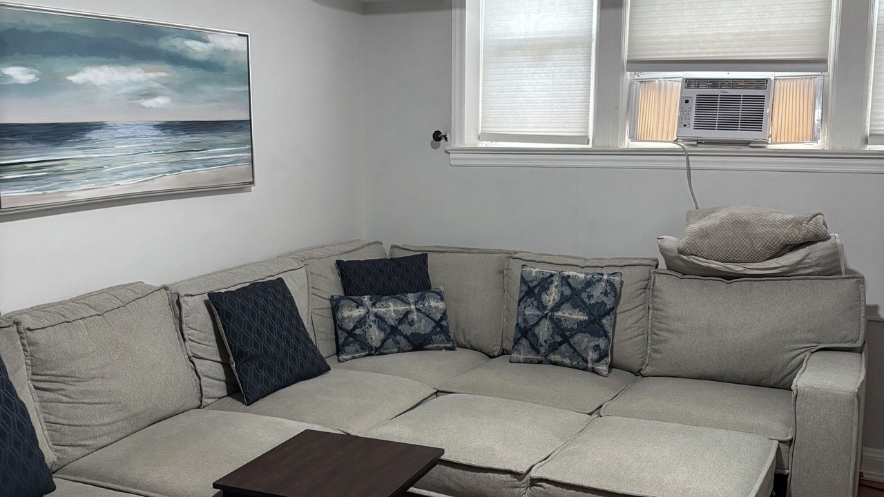 Photo of Livingroom in Rutherford