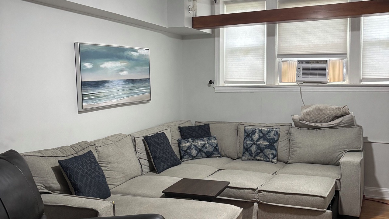 Photo of Livingroom in Rutherford