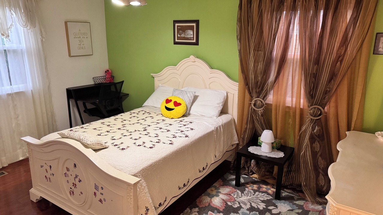 Photo of Bedroom in West Ocean City
