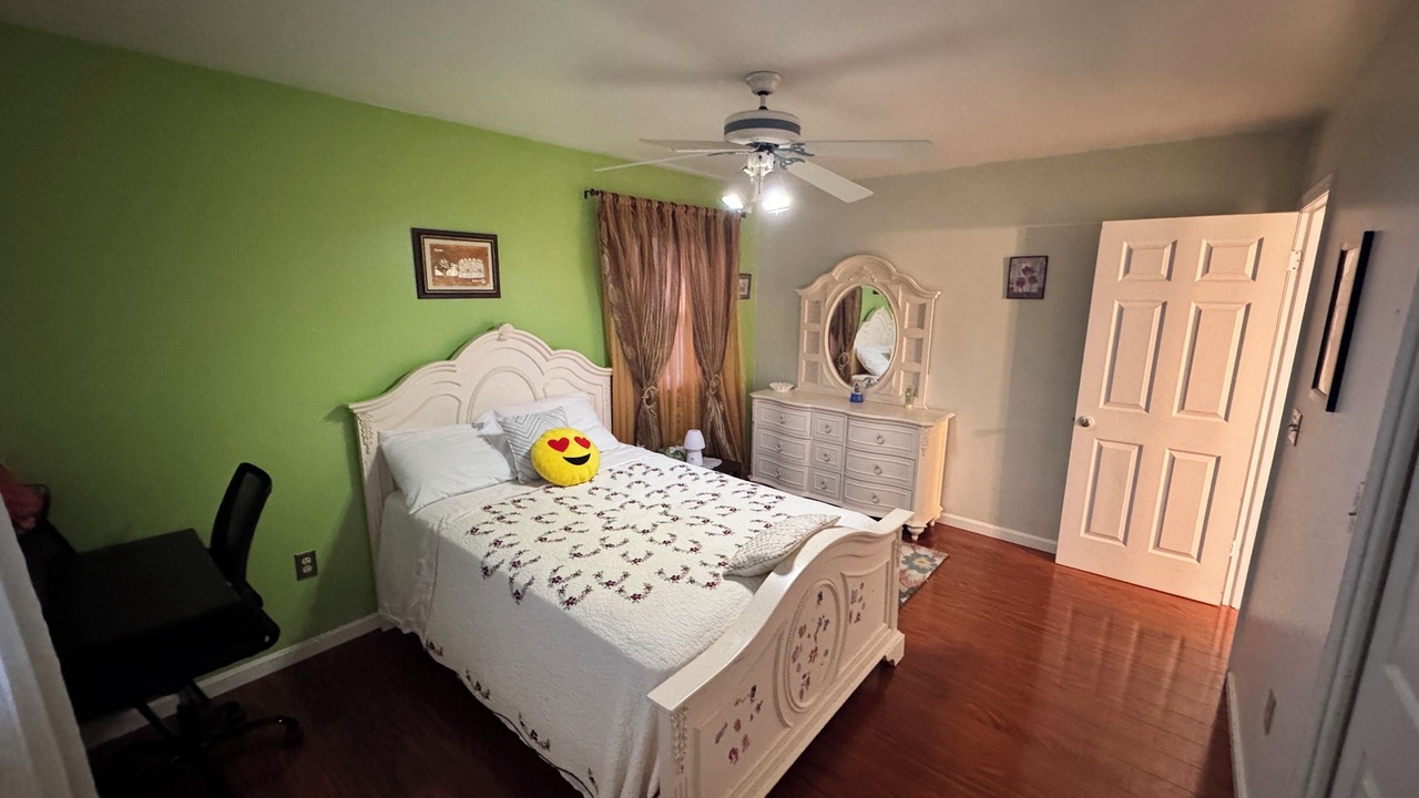 Photo of Bedroom in West Ocean City