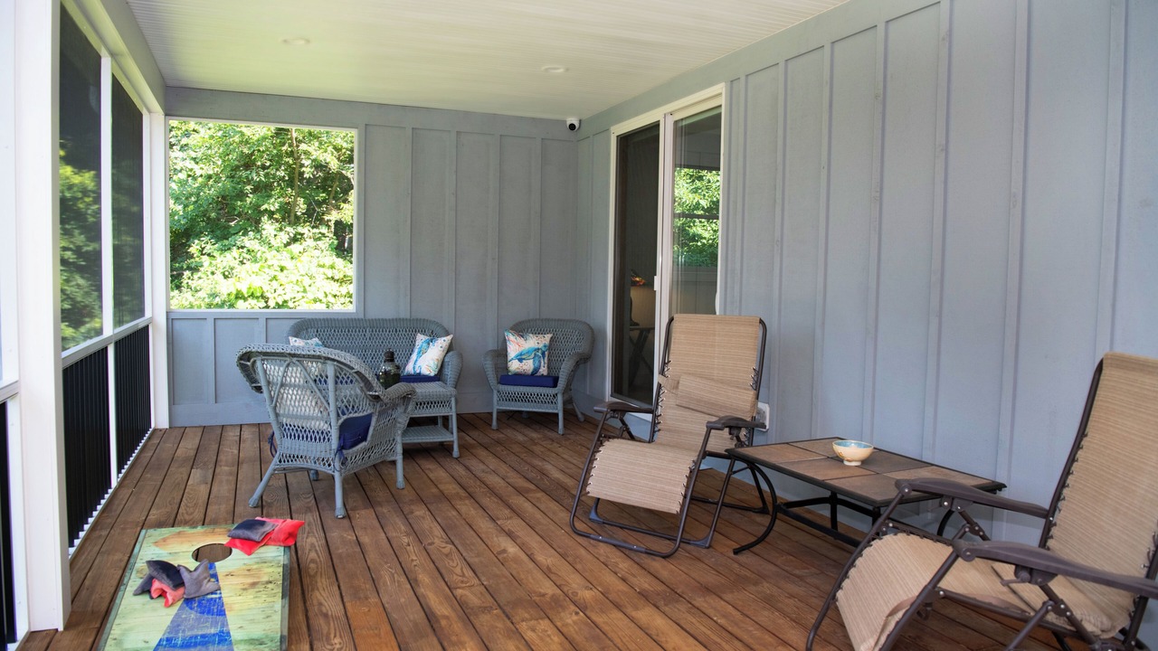 Photo of Patio Balcony in West Beach