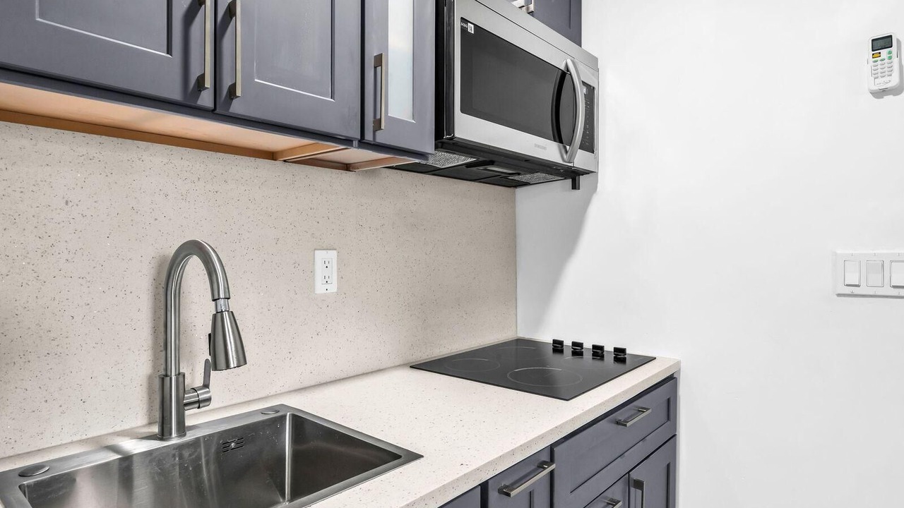 Photo of Kitchen in Lauderhill