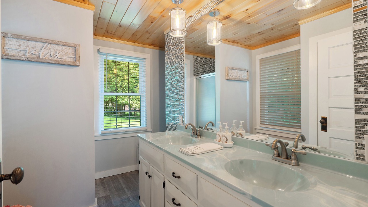 Photo of Bathroom in West Eaton