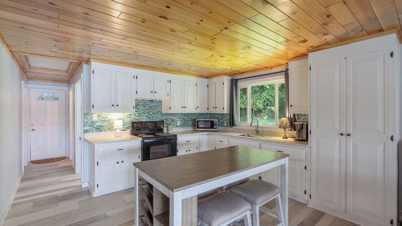 Photo of Kitchen in West Eaton