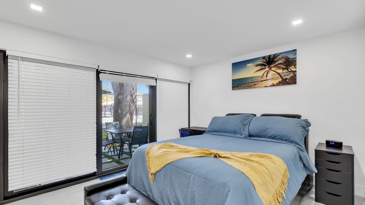 Photo of Bedroom in Deerfield Beach