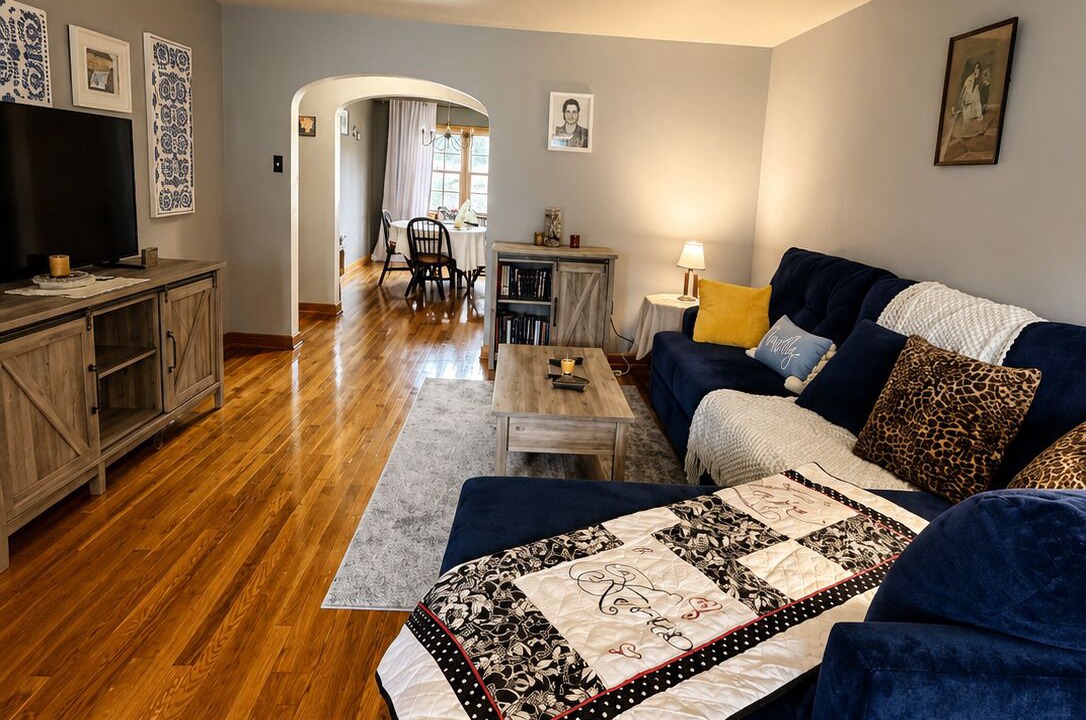 Photo of Livingroom in Southmont