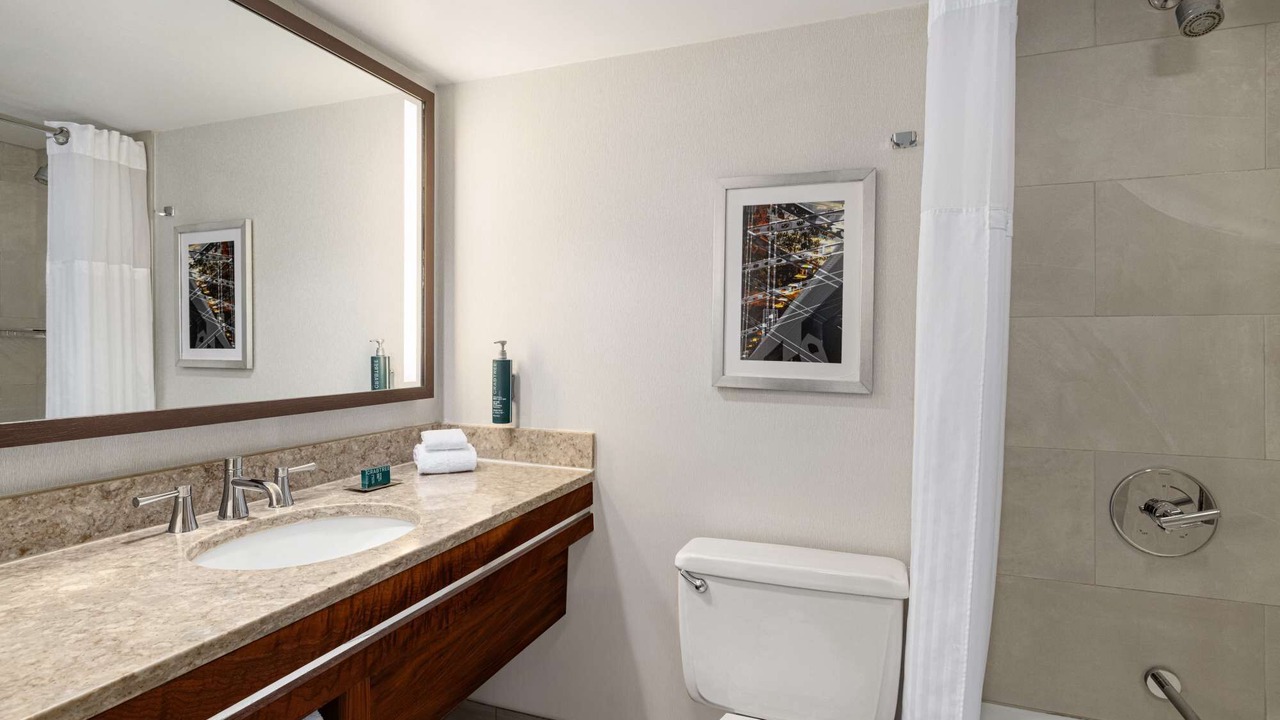 Photo of Bathroom in Green Tree