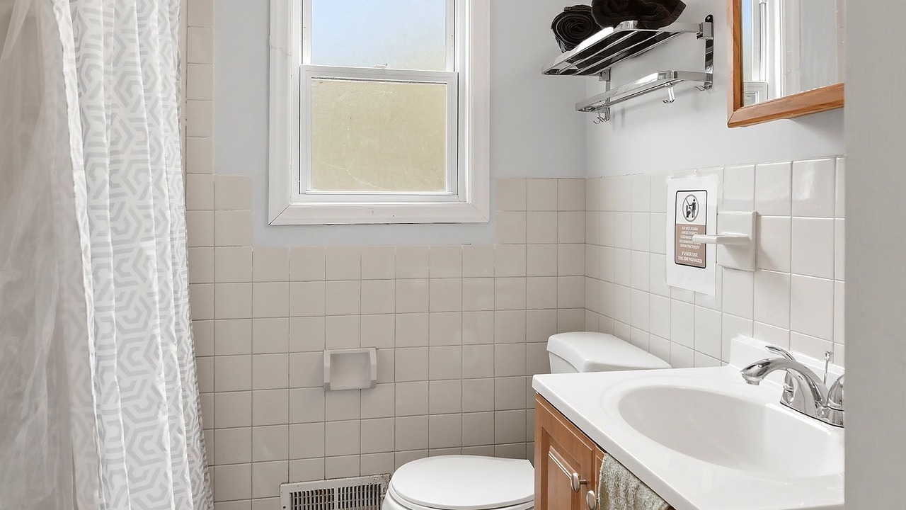 Photo of Bathroom in Leonardo