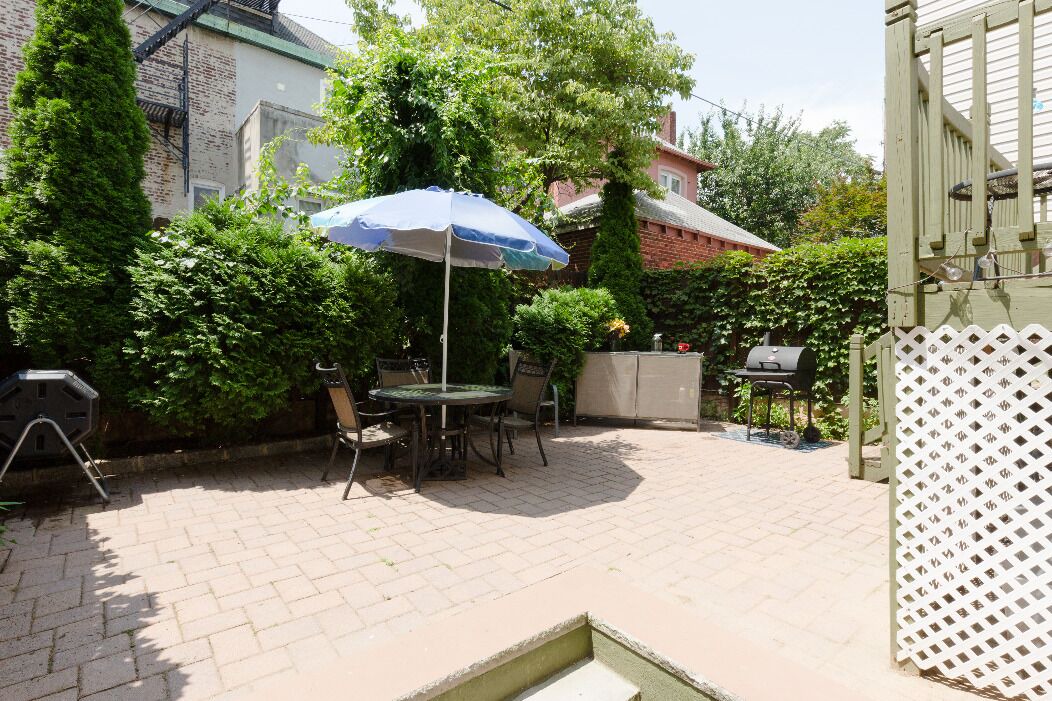 Photo of Outdoor in West New York